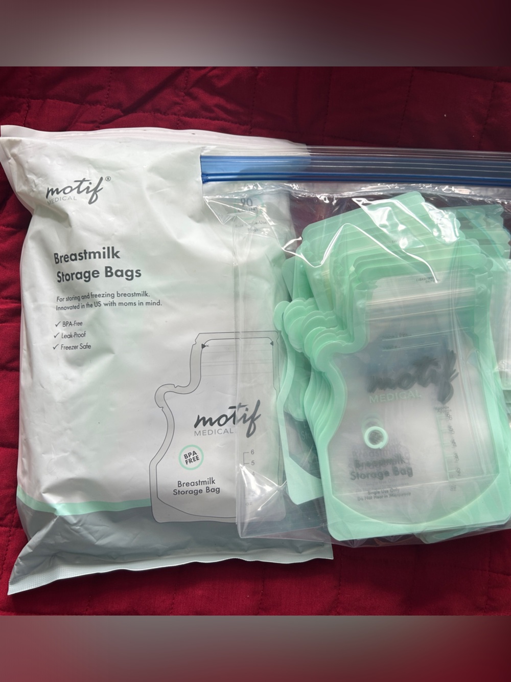 Motif Medical Mint Green Breastmilk Storage Bags - Leak Proof, BPA Free